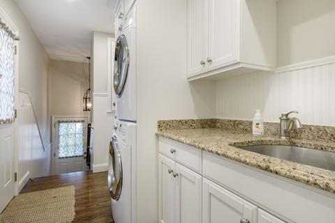 120 Hill Rd, Willowbrook, IL 60527 photo 14