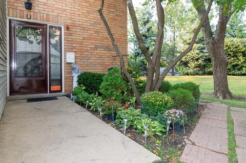 372 Oaktree Ct, Hoffman Estates, IL 60169 photo 20