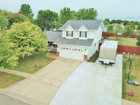 1690 Edgewater Dr, Morris, IL 60450 photo 2