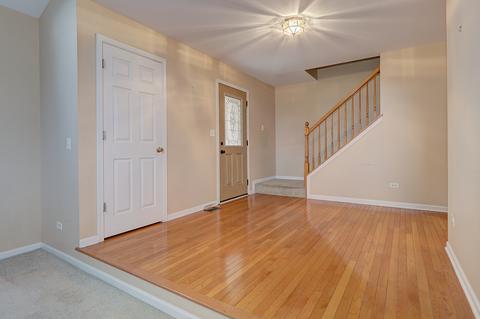 2014 Langdon Cir, Plainfield, IL 60586 photo 3