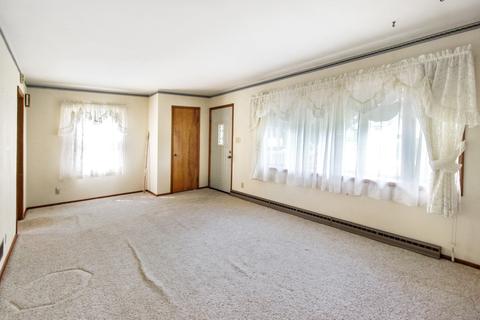 1561 S Demeter Dr, Freeport, IL 61032 photo 10