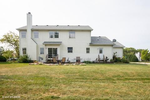 1307 Willow Ln, Harvard, IL 60033 photo 5