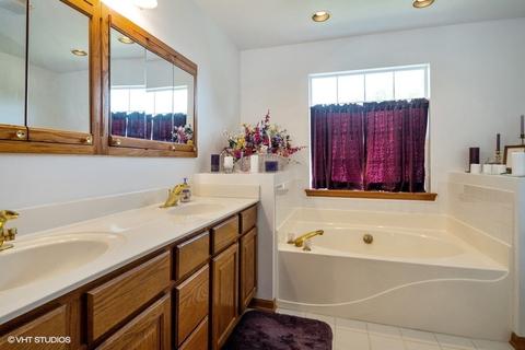 1307 Willow Ln, Harvard, IL 60033 photo 20