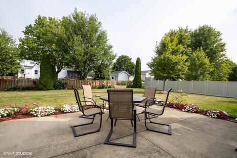 1307 Willow Ln, Harvard, IL 60033 photo 8