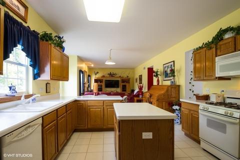 1307 Willow Ln, Harvard, IL 60033 photo 14