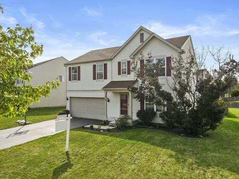 1815 Blue Ridge Dr, Plainfield, IL 60586 photo 2
