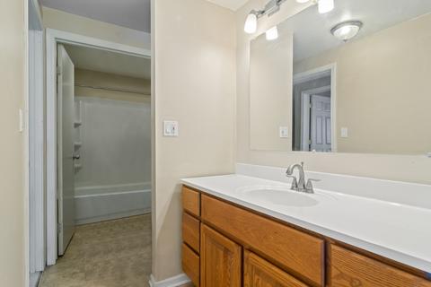790 Coventry Pl #104C, Wheeling, IL 60090 photo 11