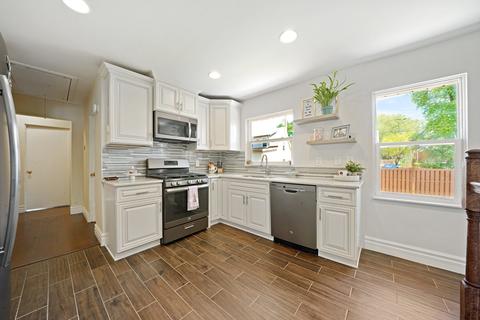 536 Beloit Ave, Forest Park, IL 60130 photo 6
