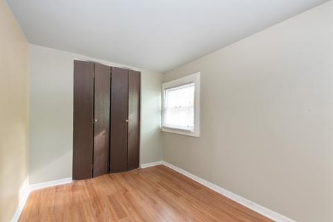 220 Harvey St, Elgin, IL 60123 photo 7