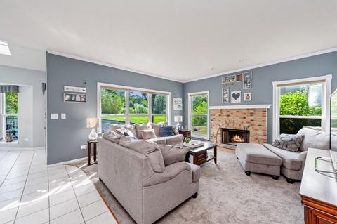 601 Hackberry Ln, Algonquin, IL 60102 photo 8