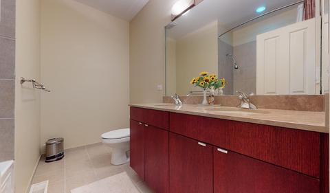 76 Northfield Ter, Wheeling, IL 60090 photo 17