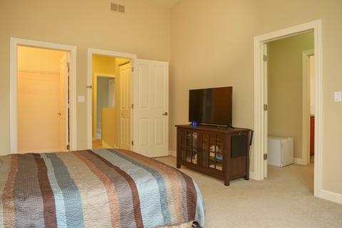 76 Northfield Ter, Wheeling, IL 60090 photo 14