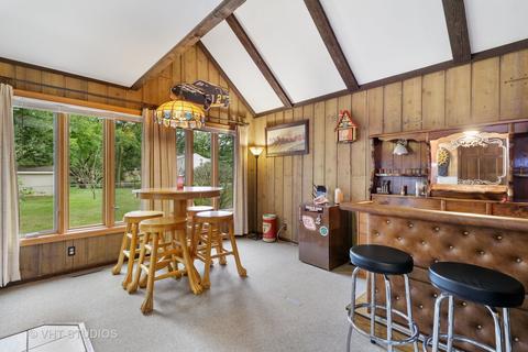 2805 S Riverside Dr, Mchenry, IL 60050 photo 14