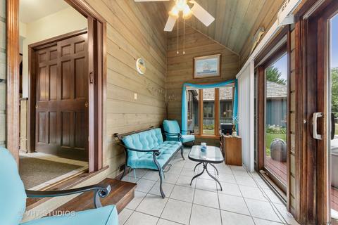 2805 S Riverside Dr, Mchenry, IL 60050 photo 16