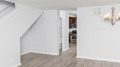 607 Treble Ln, Volo, IL 60073 photo 10