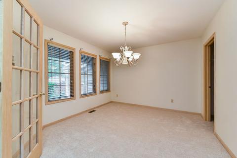 1205 Oakleaf Ct, Aurora, IL 60506 photo 6