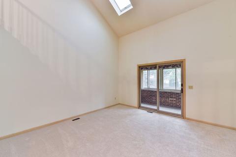 1205 Oakleaf Ct, Aurora, IL 60506 photo 4