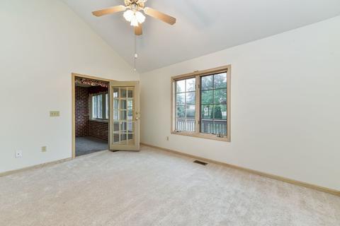 1205 Oakleaf Ct, Aurora, IL 60506 photo 7