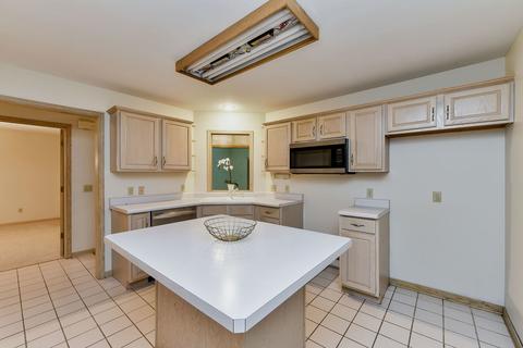 1205 Oakleaf Ct, Aurora, IL 60506 photo 5