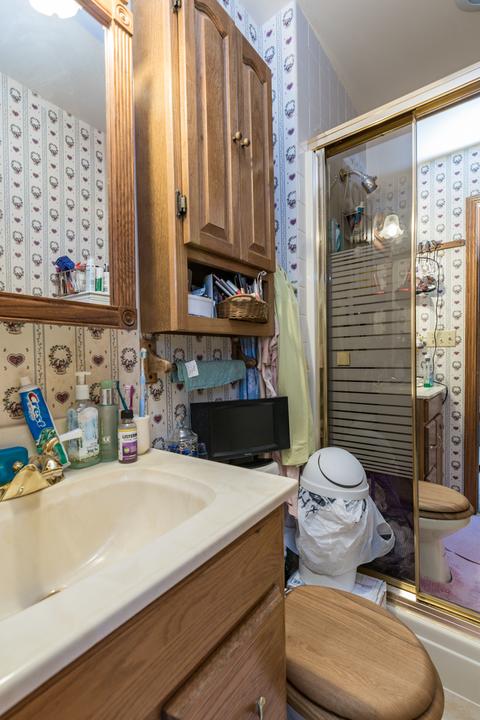 422 E Hill St, Genoa, IL 60135 photo 15