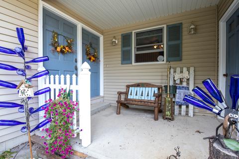 422 E Hill St, Genoa, IL 60135 photo 3
