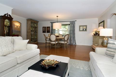 2806 Saint James St, Rolling Meadows, IL 60008 photo 13