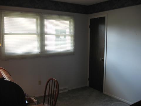 1009 25th St, Peru, IL 61354 photo 9