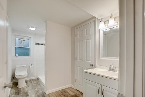 211 W Pleasant View Dr, Mchenry, IL 60050 photo 24