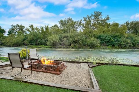 211 W Pleasant View Dr, Mchenry, IL 60050 photo 4