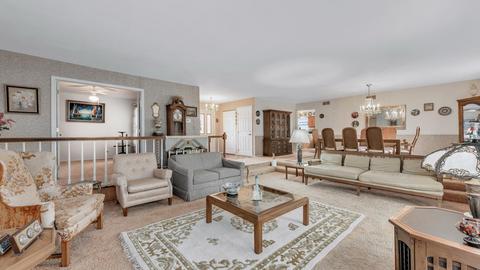 1985 Dorset Dr, Wheaton, IL 60189 photo 7