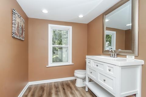 1022 Center St, Elgin, IL 60120 photo 10