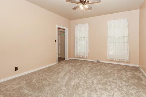 1022 Center St, Elgin, IL 60120 photo 4