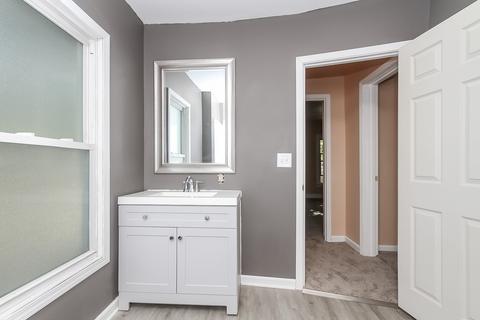 1022 Center St, Elgin, IL 60120 photo 16