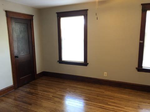409 Simms St, Aurora, IL 60505 photo 16