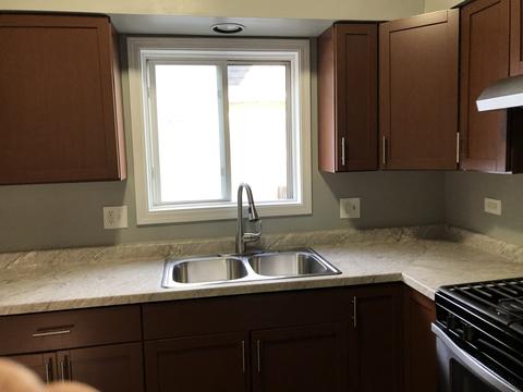 409 Simms St, Aurora, IL 60505 photo 11