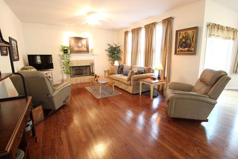 16364 S Arbor Dr, Plainfield, IL 60586 photo 4