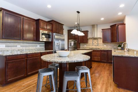 671 Slate Run, Elgin, IL 60124 photo 5