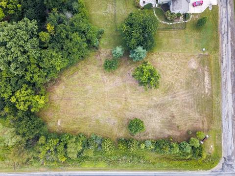 2 Wolf Run Rd, El Paso, IL 61738 photo 5