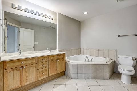 1111 Walter Ave, Des Plaines, IL 60016 photo 16