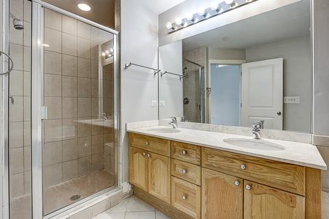 1111 Walter Ave, Des Plaines, IL 60016 photo 17
