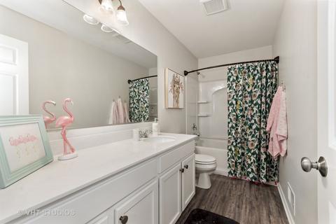 331 Garden Dr, Elgin, IL 60124 photo 19