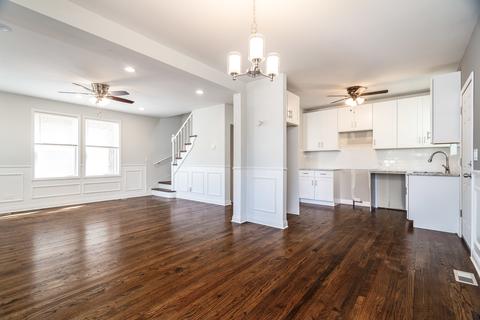 2145 E 93rd St, Chicago, IL 60617 photo 3