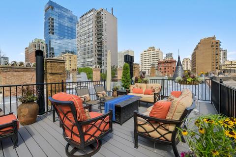 49 Elm St, Chicago, IL 60611 photo 36