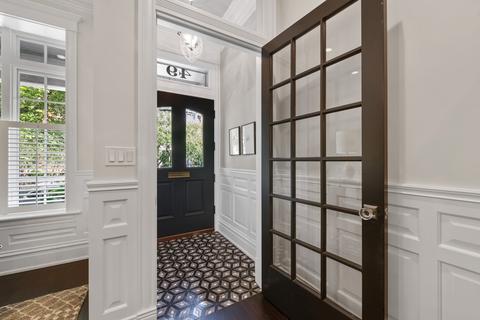 49 Elm St, Chicago, IL 60611 photo 3