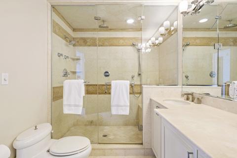 49 Elm St, Chicago, IL 60611 photo 22
