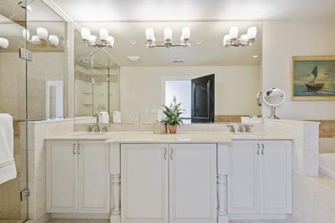 49 Elm St, Chicago, IL 60611 photo 20