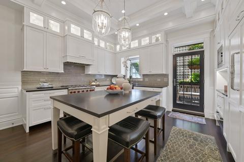 49 Elm St, Chicago, IL 60611 photo 11