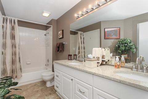 1336 Brunswick Ct, Elgin, IL 60120 photo 17