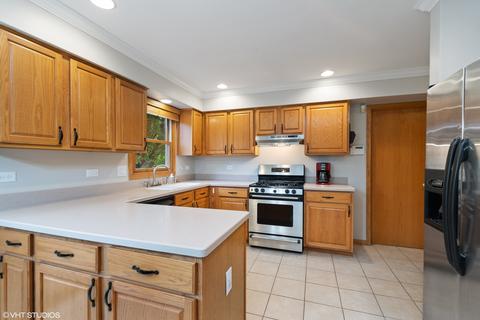 4953 Vermette Cir, Plainfield, IL 60586 photo 8