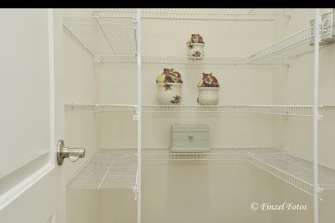 914 Madison Ave, Mchenry, IL 60050 photo 6